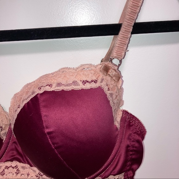 Victoria’s Secret Balconette - Picture 2 of 5